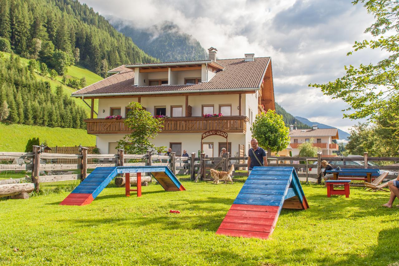 Hotel Sonja Cadipietra Buitenkant foto